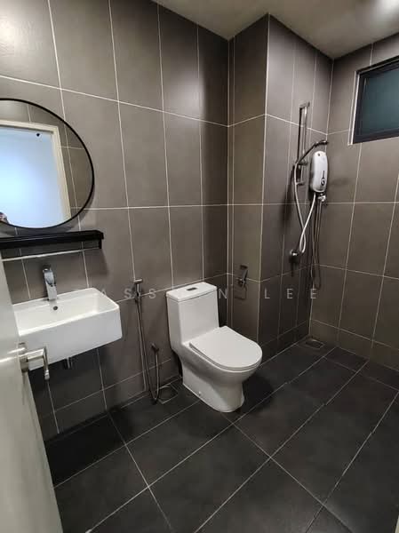 Servis Apartment untuk Disewa di Greenfield Residence - Cassnin Lee - Bathroom - PropertyGuru.com.my