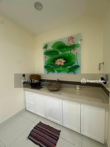 Powder room