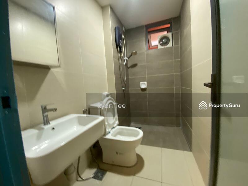 Service Residence for Rent at Gravit8, Klang - Ryan Tee - Bathroom - PropertyGuru.com.my