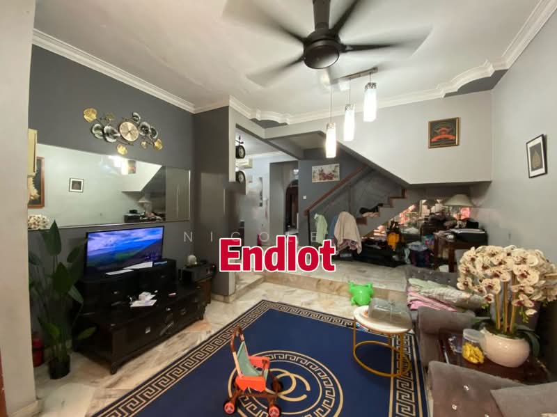 Rumah Teres 2.5-Tingkat untuk Dijual di Bandar Menjalara (Kuala Lumpur) - Nicole . - Living Room - PropertyGuru.com.my