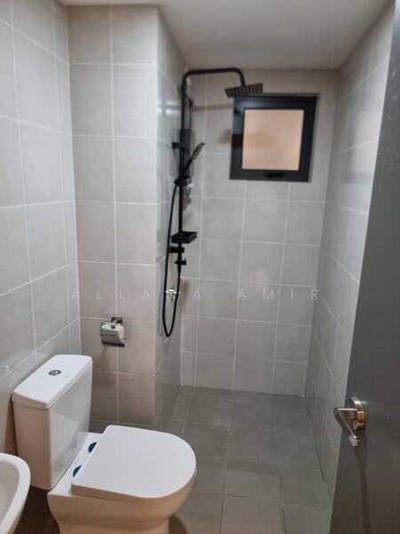 Servis Apartment untuk Disewa di M Arisa - Allana Amir - Bathroom - PropertyGuru.com.my