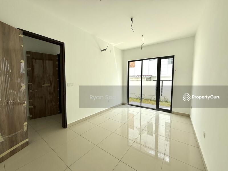 City of Elmina : The Eighth (Chapter 2) untuk Untuk Dijual - RM 1,690,000, Apr 2026 - Living Room - PropertyGuru.com.my