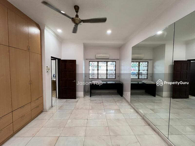 For Rent - Section 9