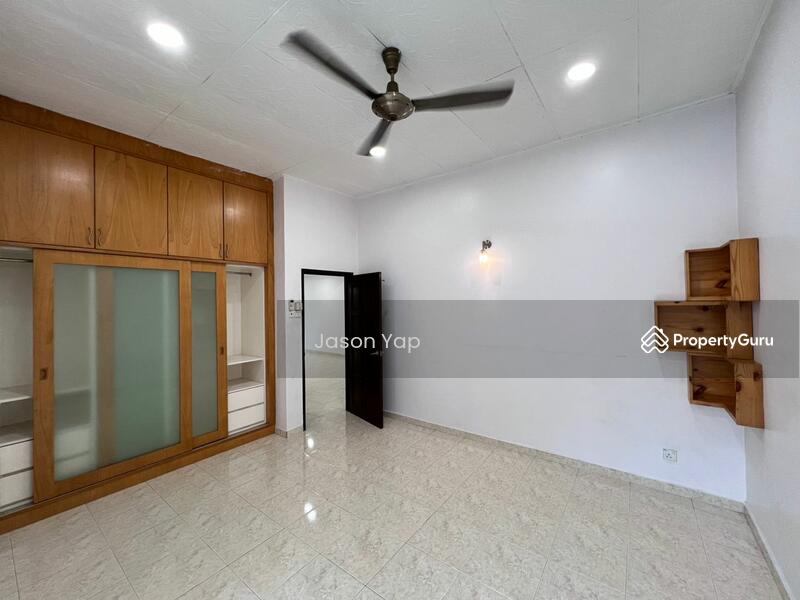 For Rent - Section 9