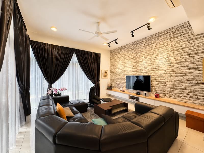 Rumah Teres 3 Tingkat untuk Dijual di Petaling Jaya (Selangor) - CK Yee - Living Room - PropertyGuru.com.my