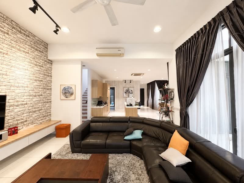 Rumah Teres 3 Tingkat untuk Dijual di Petaling Jaya (Selangor) - CK Yee - PropertyGuru.com.my