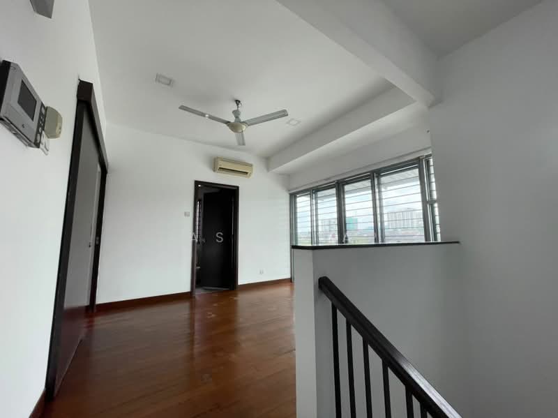 Semi-Detached House for Sale in Sutera Damansara (Damansara Damai) - Jason Yap - Hallway - PropertyGuru.com.my