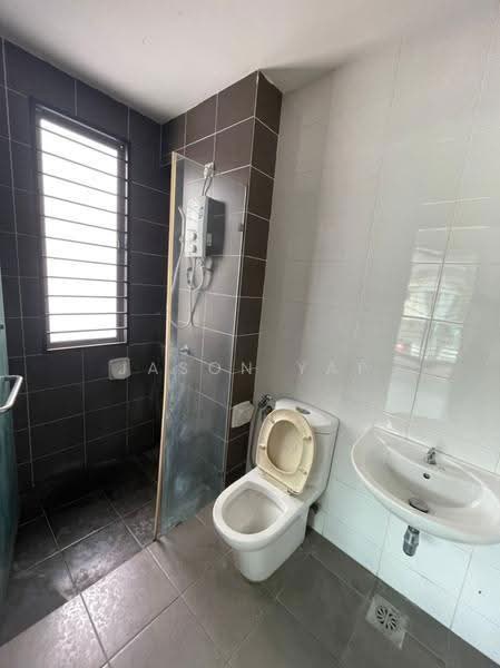 Semi-Detached House for Sale in Sutera Damansara (Damansara Damai) - Jason Yap - Bathroom - PropertyGuru.com.my