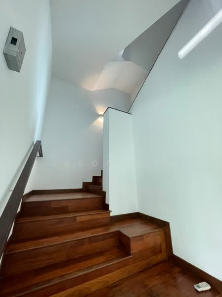 Semi-Detached House for Sale in Sutera Damansara (Damansara Damai) - Jason Yap - Stairs - PropertyGuru.com.my