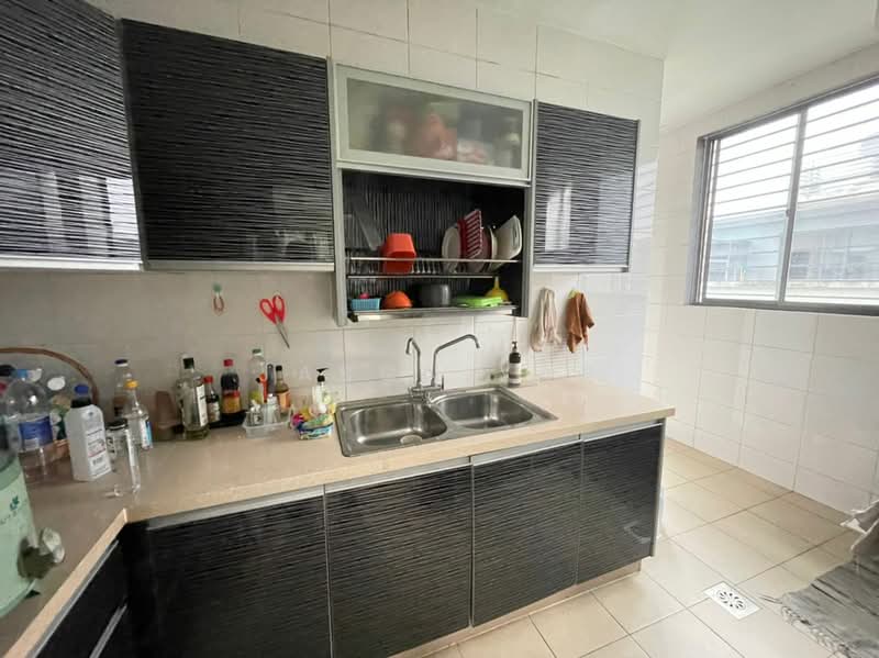 Semi-Detached House for Sale in Sutera Damansara (Damansara Damai) - Jason Yap - Kitchen - PropertyGuru.com.my