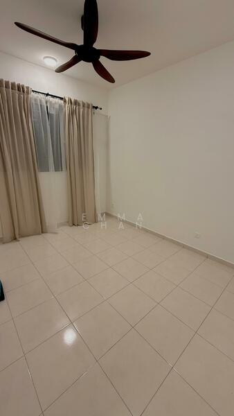 Rumah Flat untuk Disewa di Ideal Residency - Emma Chan - Bedroom - PropertyGuru.com.my