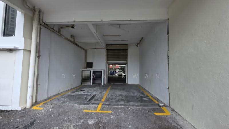 Shop for Rent in Jalan Klang Lama (Old Klang Road) (Kuala Lumpur) - Dylan Kwan - Exterior - PropertyGuru.com.my