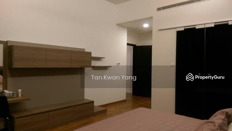 Condominium for Sale at Tropicana Grande - Tan Kwan Yang - Master Bedroom - PropertyGuru.com.my
