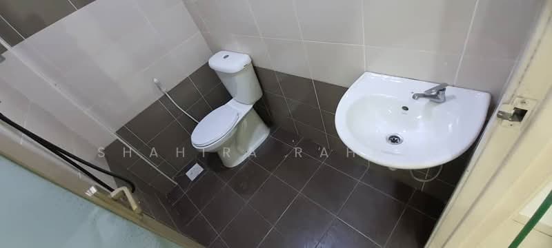 KOTASAS (SUMMER EAST) KUANTAN PAHANG untuk Untuk Dijual - RM 400,000, Mac 2026 - Bathroom - PropertyGuru.com.my