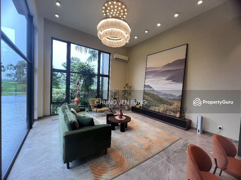 Cluster House for Sale in Forest City (Gelang Patah) - CHUNG JEN FUNG - Living Room - PropertyGuru.com.my