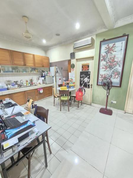 Semi-Detached House for Sale in Taman Lucky (Bangsar) - Debbie Lam - Kitchen - PropertyGuru.com.my