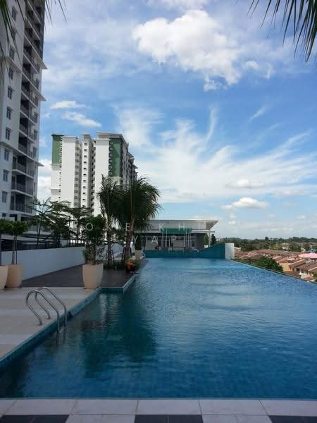 Condominium for Rent at Pearl Avenue - Yoke Khiem Yap - Pool - PropertyGuru.com.my