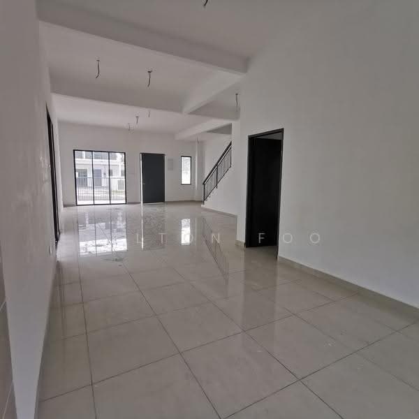 Semi-Detached House for Sale in Anggun (Rawang) - Kelton Foo - Living Room - PropertyGuru.com.my