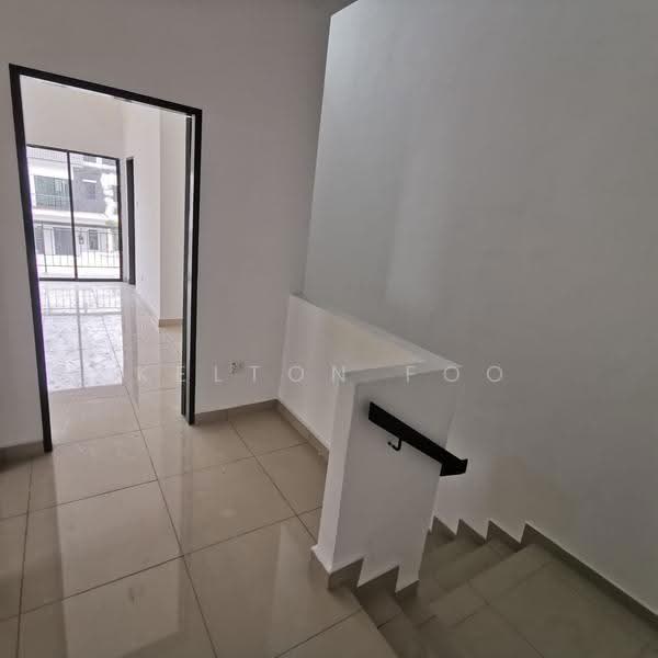 Semi-Detached House for Sale in Anggun (Rawang) - Kelton Foo - Stairs - PropertyGuru.com.my