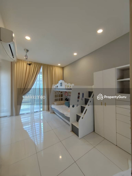 2-storey Terraced House for Sale in Taman Mount Austin (Tebrau) - Mikki Yeo - Bedroom - PropertyGuru.com.my