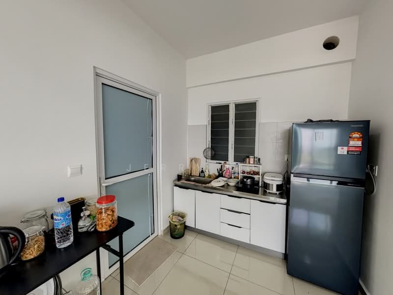 Condominium for Sale at Havana Beach Residences - Jerry So - Kitchen - PropertyGuru.com.my
