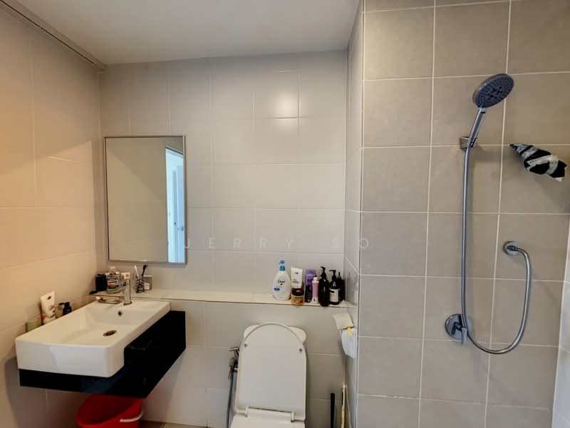 Condominium for Sale at Havana Beach Residences - Jerry So - Bathroom - PropertyGuru.com.my