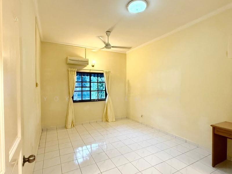 Rumah Bandar untuk Disewa di Country Heights (Kajang) - Yoke Khiem Yap - Bedroom - PropertyGuru.com.my