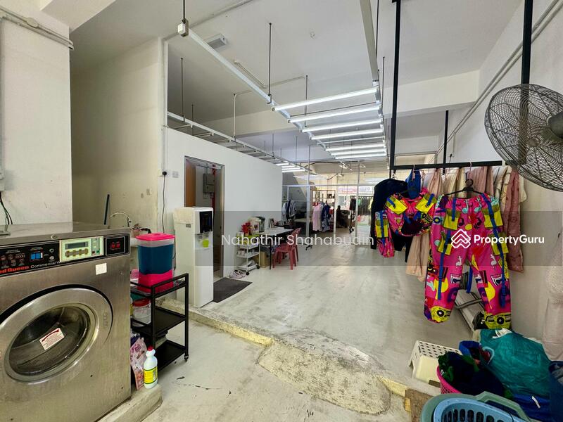 Shop for Sale in Saujana Utama (Puncak Alam) - Nahathir Shahabudin - Others - PropertyGuru.com.my