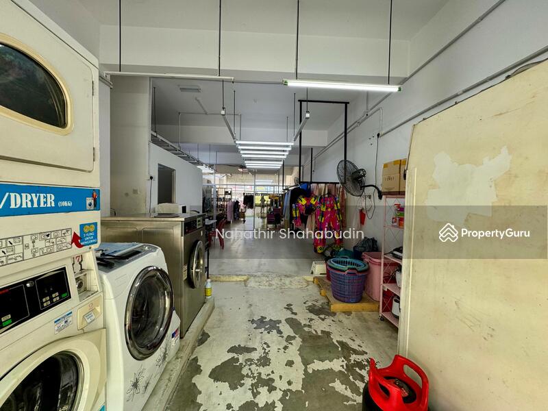 Shop for Sale in Saujana Utama (Puncak Alam) - Nahathir Shahabudin - Others - PropertyGuru.com.my