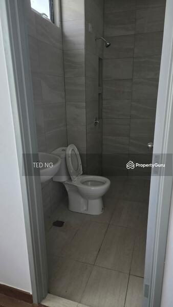 Gated 2 STOREY TERRACE @ TAMAN ASTON BARAT BUKIT MERTAJAM untuk Untuk Dijual - RM 790,000, Mac 2026 - Bathroom - PropertyGuru.com.my
