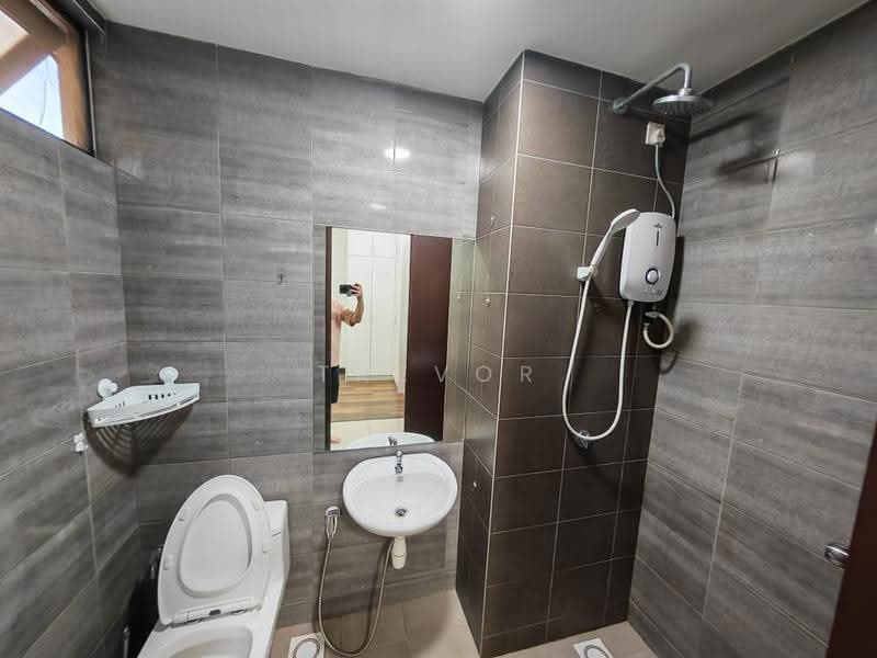 Service Residence for Rent at Symphony Tower (Menara Simfoni) - Trevor Chai - Bathroom - PropertyGuru.com.my