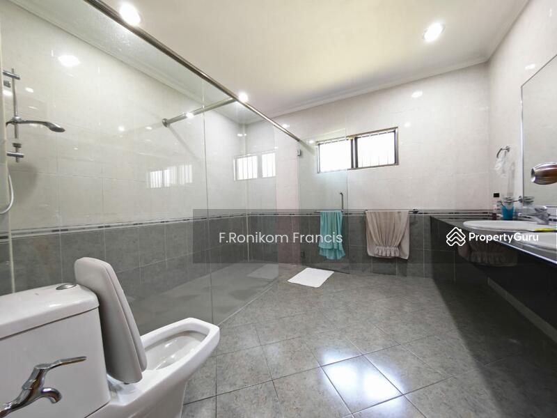 Condominium for Sale at Section 5 @ Petaling Jaya - F.Ronikom Francis - Bathroom - PropertyGuru.com.my