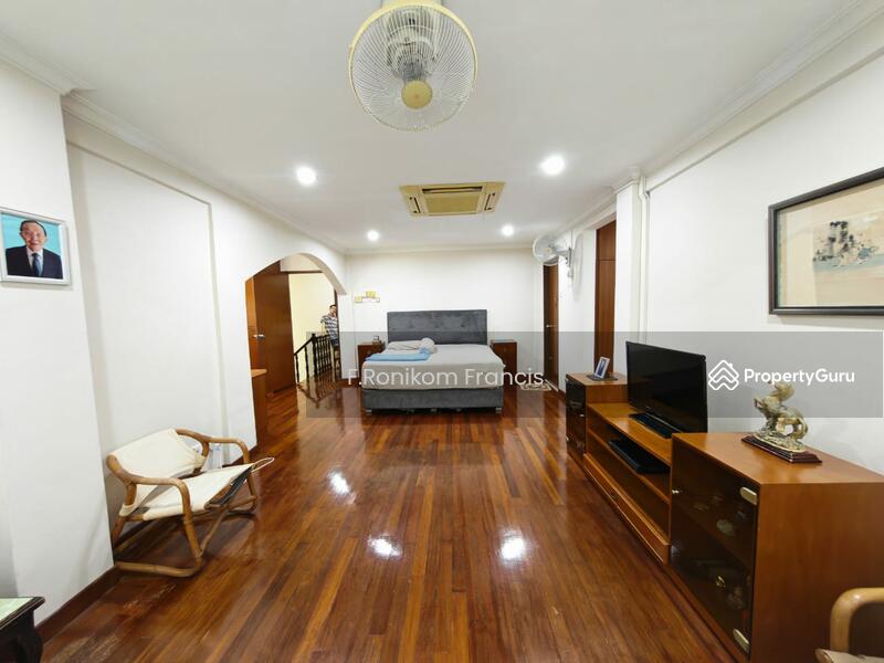 Condominium for Sale at Section 5 @ Petaling Jaya - F.Ronikom Francis - Master Bedroom - PropertyGuru.com.my