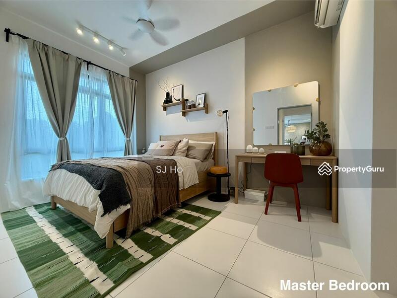 The Terraces - Master Bedroom