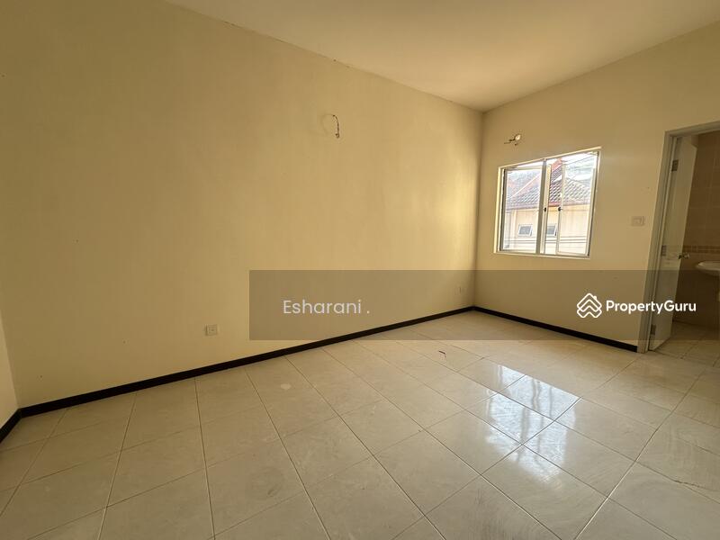 2-storey Terraced House for Sale in Batu 9 (Cheras) - Esharani . - Bedroom - PropertyGuru.com.my