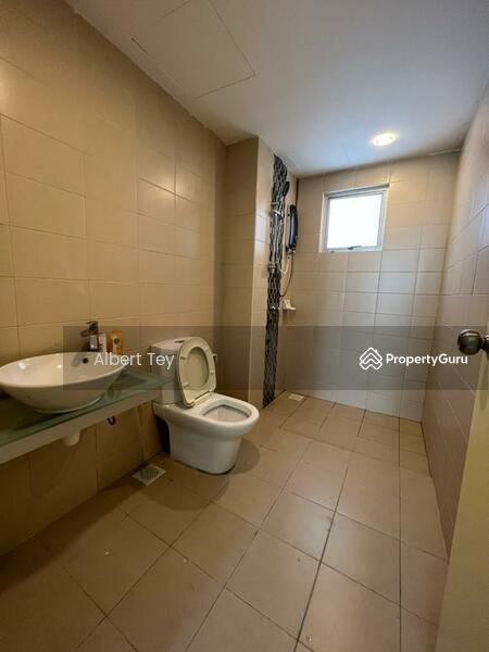 Servis Apartment untuk Dijual di Greenfield Regency - Albert Tey - Bathroom - PropertyGuru.com.my