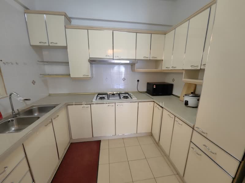 Condominium for Rent at Gold Coast Resort Condominium - Irene Goh - Kitchen - PropertyGuru.com.my