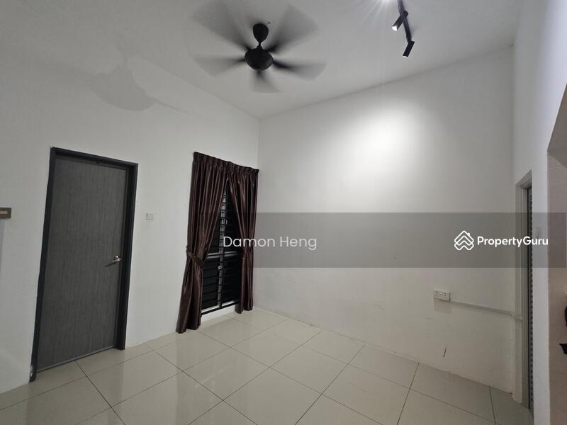 Untuk Disewa - Rent House 2-Storey Terraced Bukit Sungai Long LA 2200sf Vista Mutiara Kajang