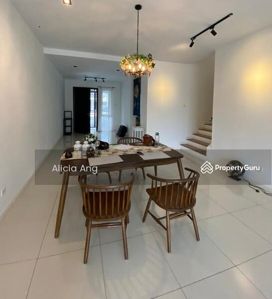 Terraced House for Sale in Bandar Tropicana Aman (Telok Panglima Garang) - Alicia Ang - Dining Room - PropertyGuru.com.my