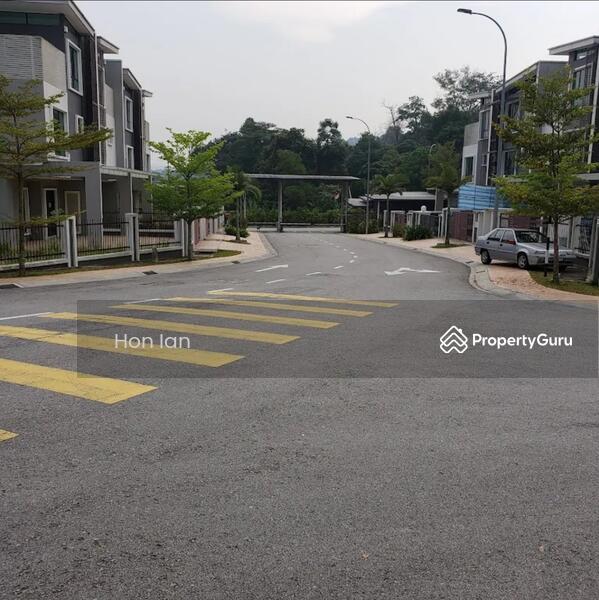 Rumah Teres 3 Tingkat untuk Dijual di Puchong (Selangor) - Hon Ian - Exterior - PropertyGuru.com.my