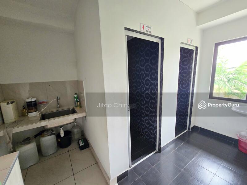Detached Factory for Sale in Kawasan Perindustrian Beranang (Beranang) - Jitco Chin - Bathroom - PropertyGuru.com.my