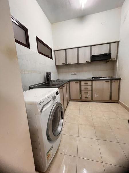 Kondominium untuk Disewa di Kuantan Tembeling Resort - Rachel Tam - Kitchen - PropertyGuru.com.my