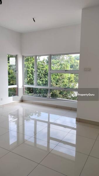 2-storey Terraced House for Sale in Bandar Botanic (Klang) - Eric Lim Seong Hooi - Living Room - PropertyGuru.com.my
