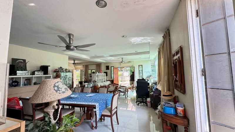 Bungalow for Sale in Kampung Tunku (Petaling Jaya) - Asyran Laidin - Living Room - PropertyGuru.com.my