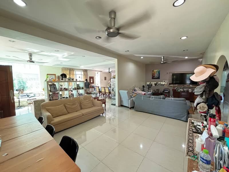 Bungalow for Sale in Kampung Tunku (Petaling Jaya) - Asyran Laidin - Living Room - PropertyGuru.com.my