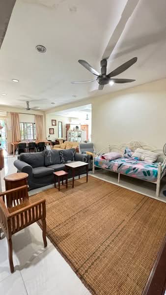 Bungalow for Sale in Kampung Tunku (Petaling Jaya) - Asyran Laidin - Living Room - PropertyGuru.com.my
