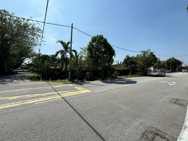 Bungalow for Sale in Kampung Tunku (Petaling Jaya) - Asyran Laidin - Exterior - PropertyGuru.com.my