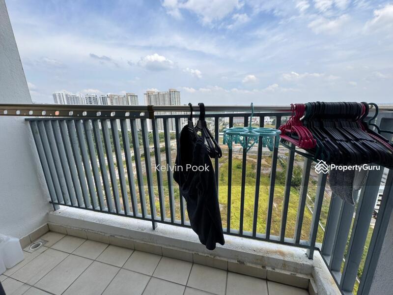 Selangorku Pr1ma Lakefront Homes untuk Untuk Dijual - RM 328,000, Mac 2026 - Balcony - PropertyGuru.com.my
