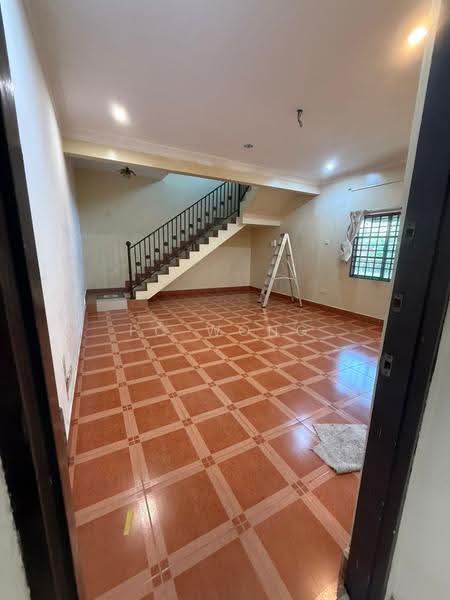Rumah Banglo untuk Dijual di SS3 (Petaling Jaya) - FC Wong - Living Room - PropertyGuru.com.my