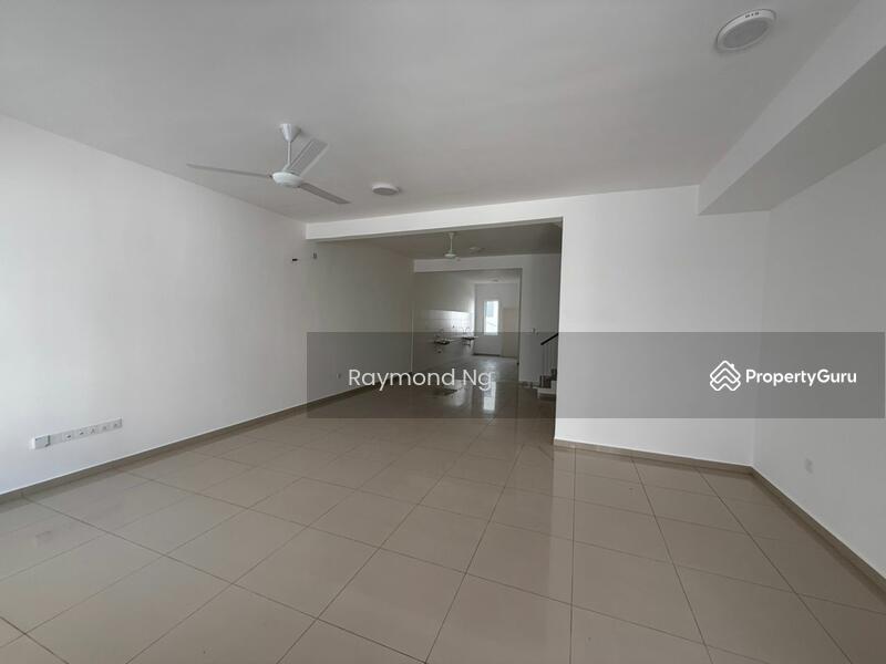 2-storey Terraced House for Rent in Bandar Sri Sendayan (Negeri Sembilan) - Raymond Ng - Living Room - PropertyGuru.com.my